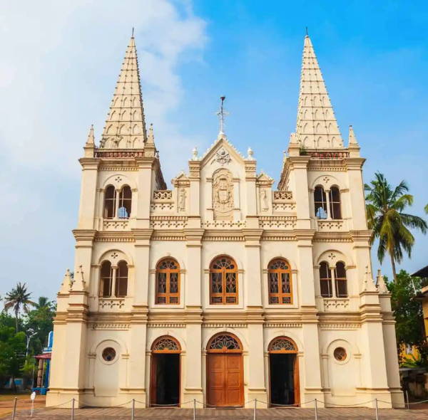 Golden Triangle with Kerala Heritage and Nature Tour- 7 Nights / 8 Days