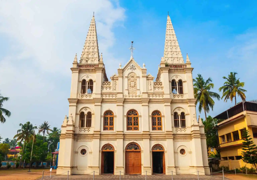 Golden Triangle with Kerala Heritage and Nature Tour- 7 Nights / 8 Days